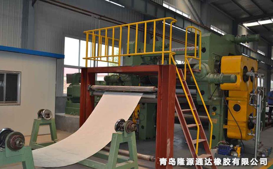 橡膠輸送帶生產(chǎn)設備